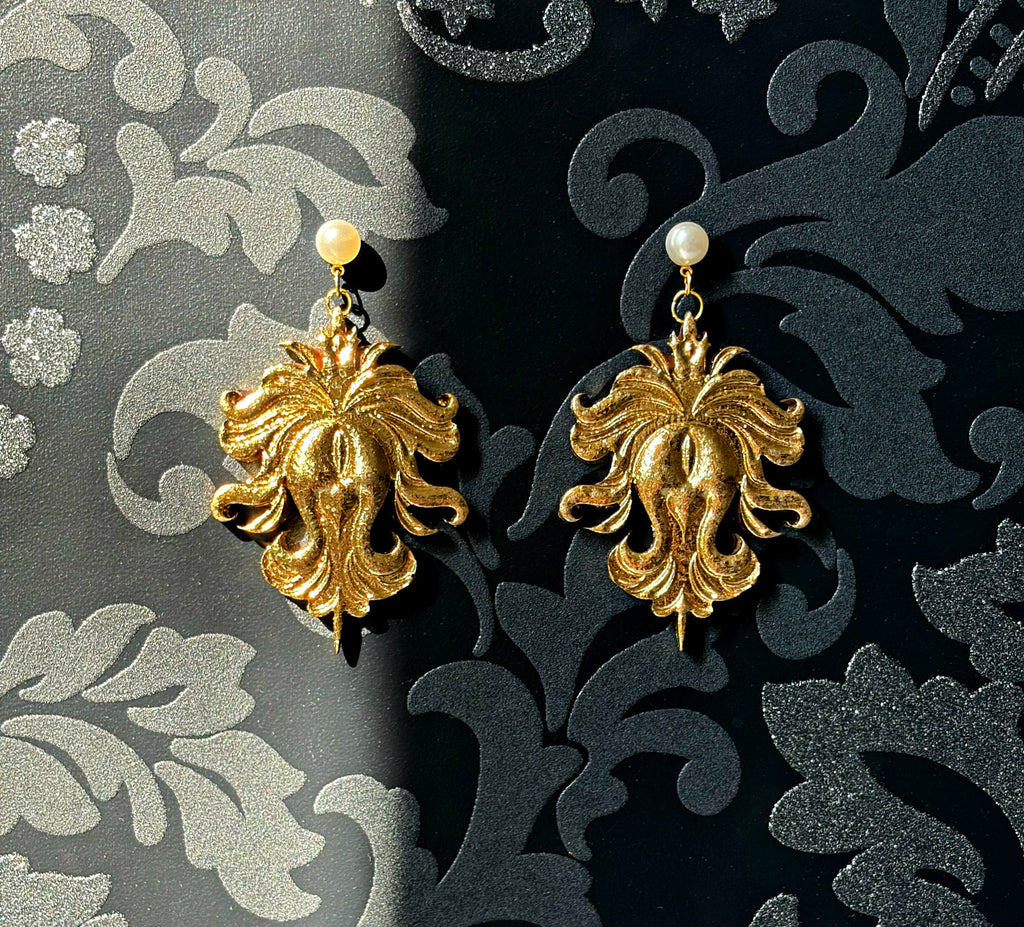 Luxurious golden handmade earrings