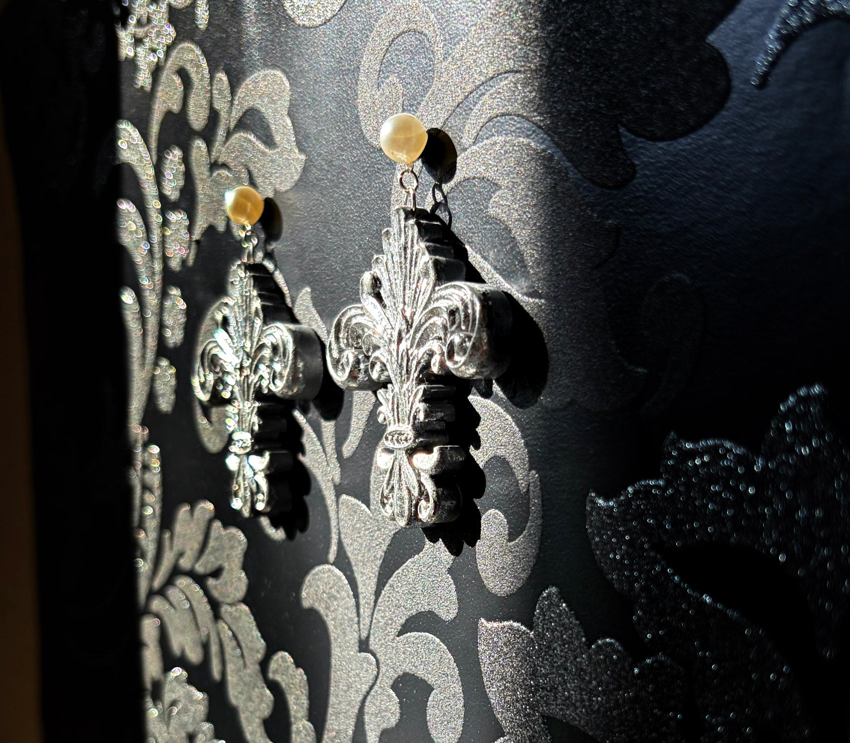 Elegant classy earrings