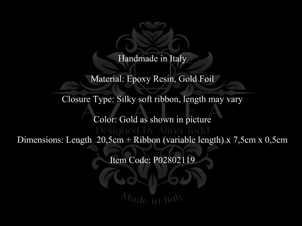 Luxurious golden necklace